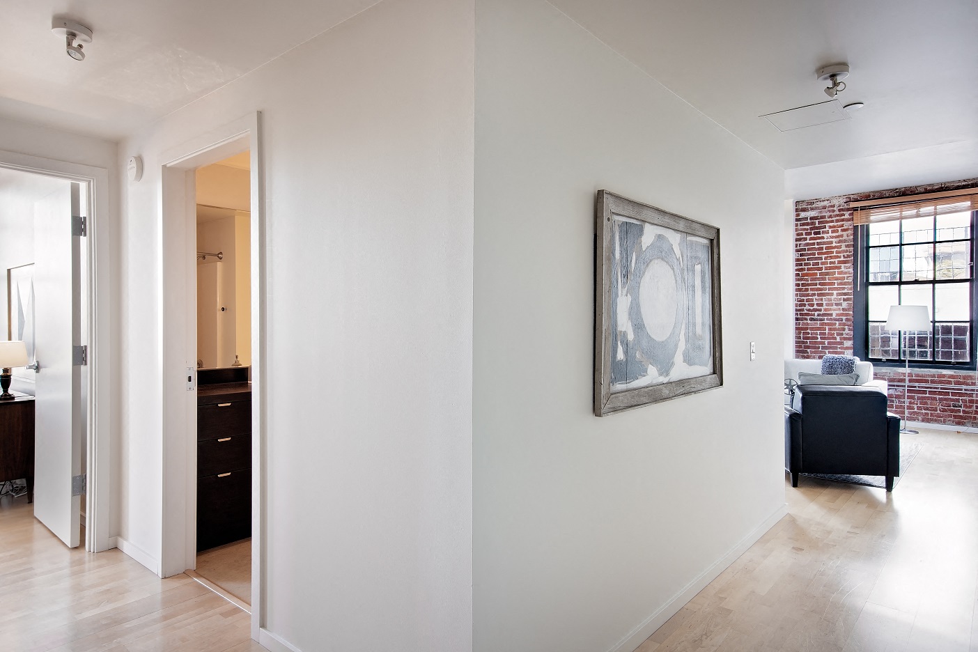 crane--19 Portland, OR Crane Flats and Lofts living room