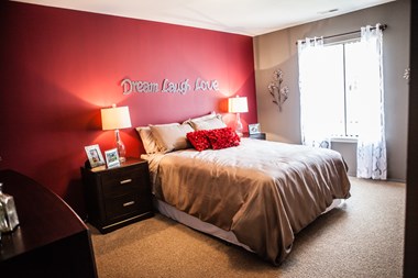 15770 Lakeside Village Drive 1-2 Beds Apartment for Rent
