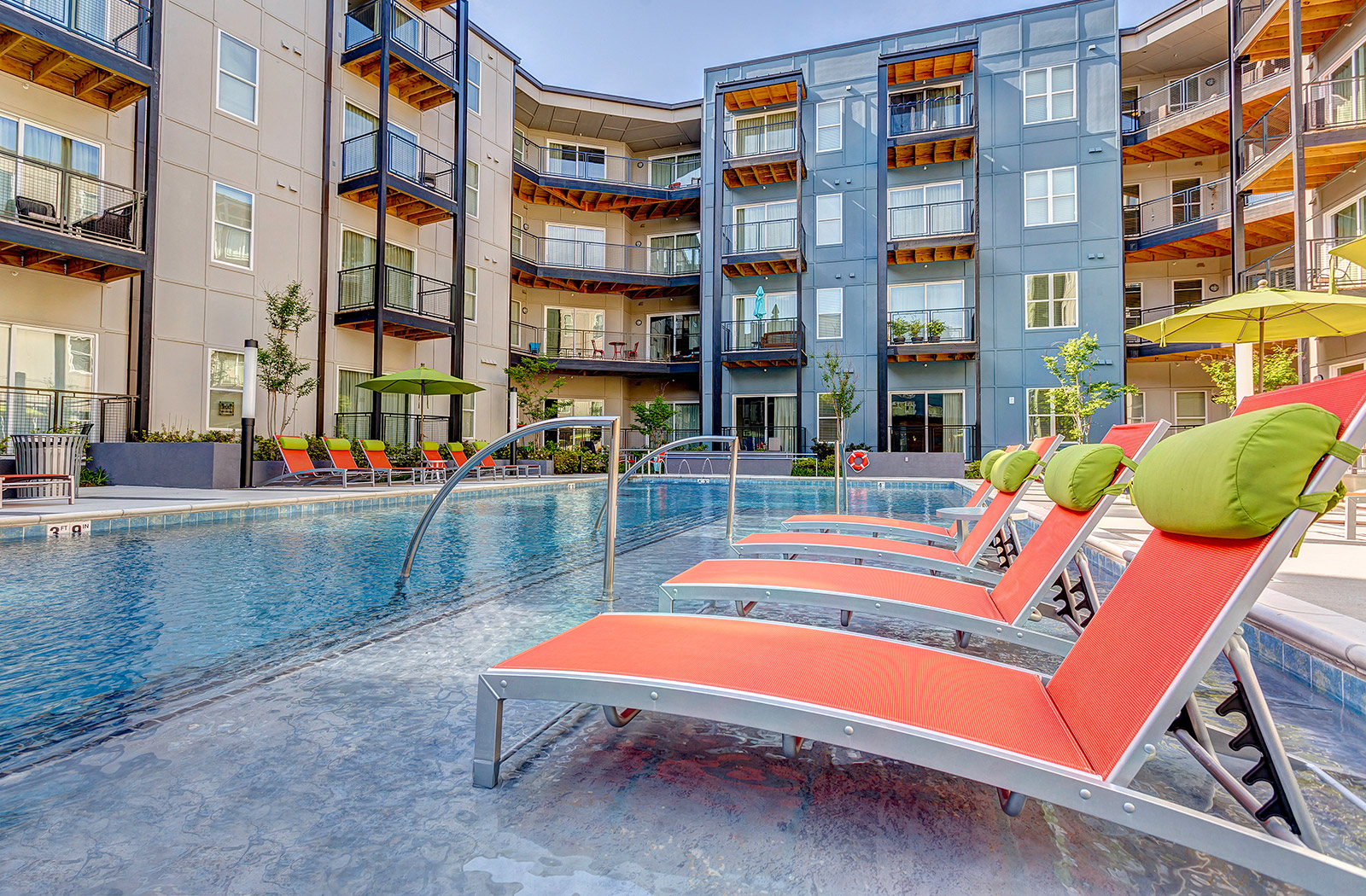 Artisan Twickenham Square Huntsville's First Urban Hotspot