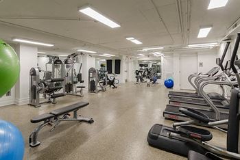 24-Hour Fitness Studio
