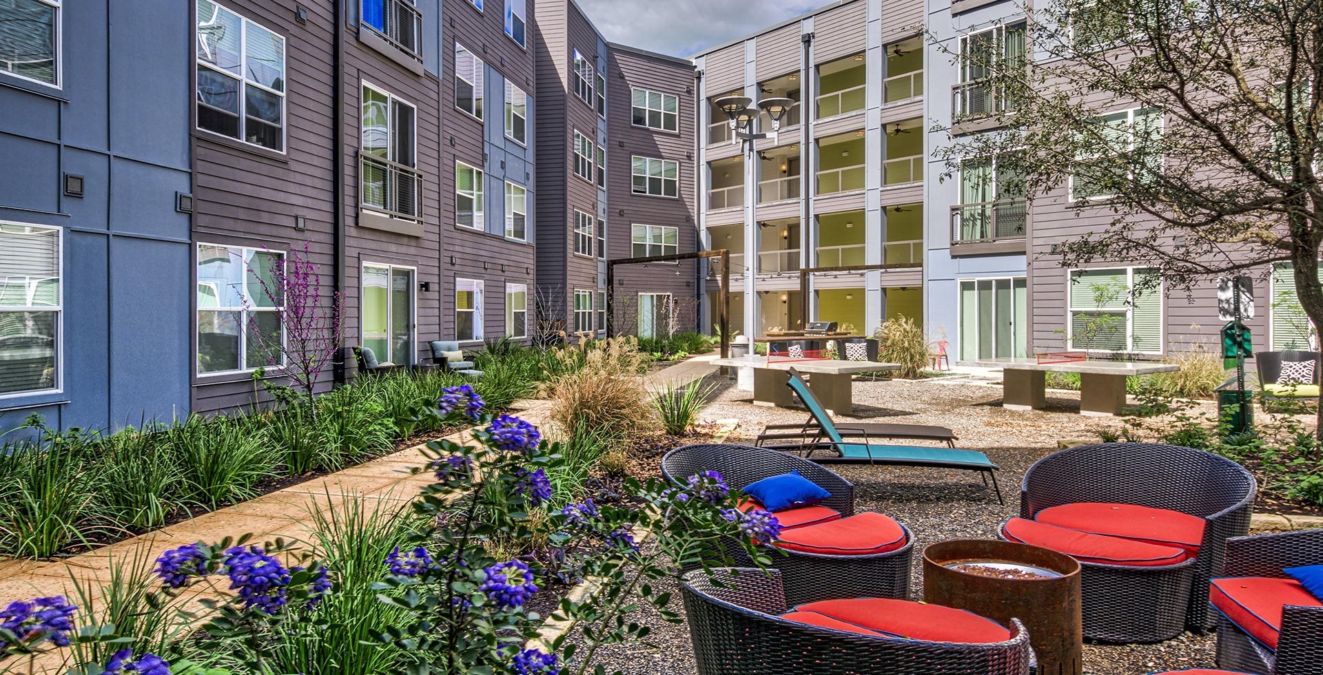 Bell South Lamar Apartment and Community Amenities