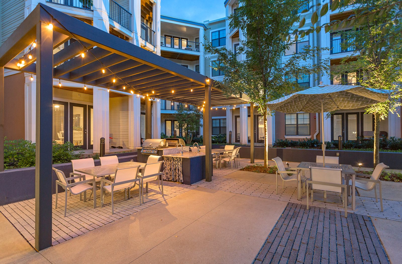 Tapestry at Brentwood Town Center Apartments in Brentwood, TN