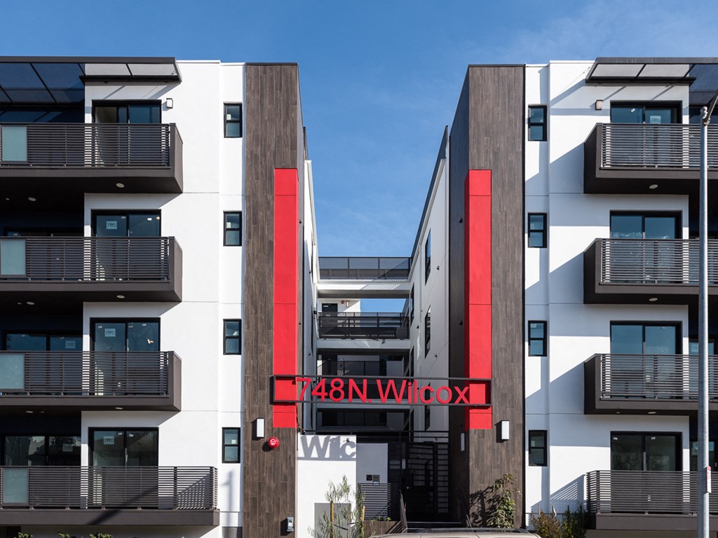 Exterior of Wilcox Melrose by Wiseman