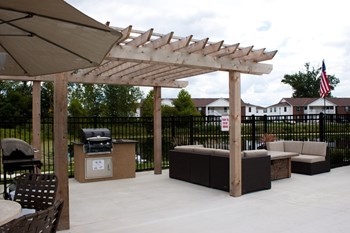 bbq area 3520 Red Hook Crossing 1-2 Beds Apartment for Rent - Photo Gallery 6