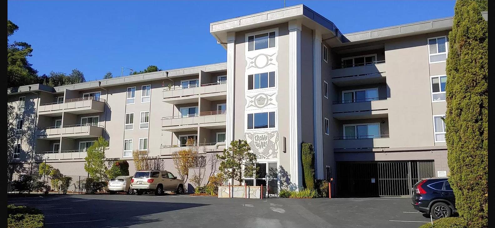 Crown Towers Apartments