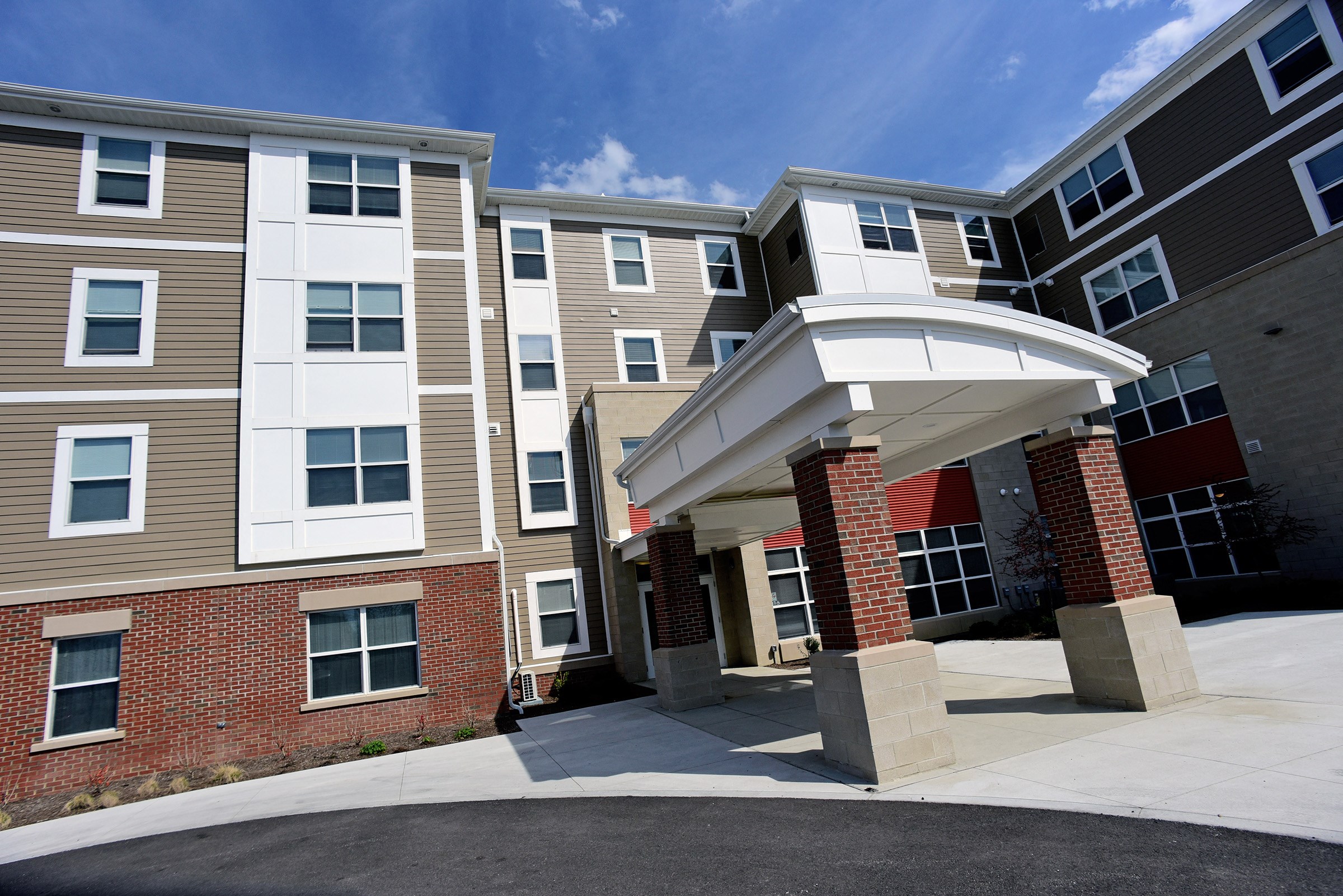 Best 1 Bedroom Apartments in Lakewood, OH from 550 RENTCafé