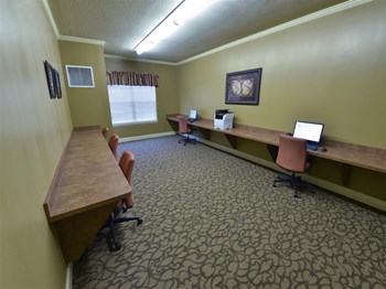5231 & 5221 Sunnybrook Road 1-2 Beds Apartment, Affordable for Rent - Photo Gallery 4