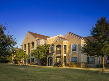 5100 Eisenhauer Rd 1-3 Beds Apartment, Affordable for Rent - Photo Gallery 6