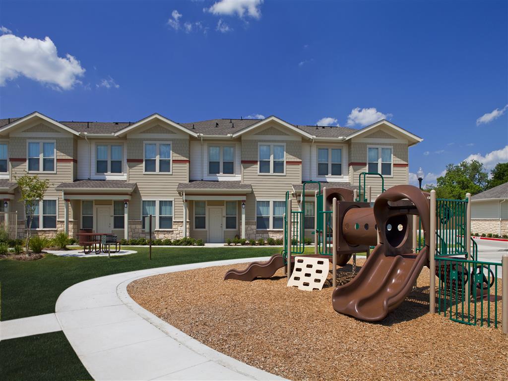 Crestshire Village Apartments, 2314 N.St.Augustine Road, Dallas, TX