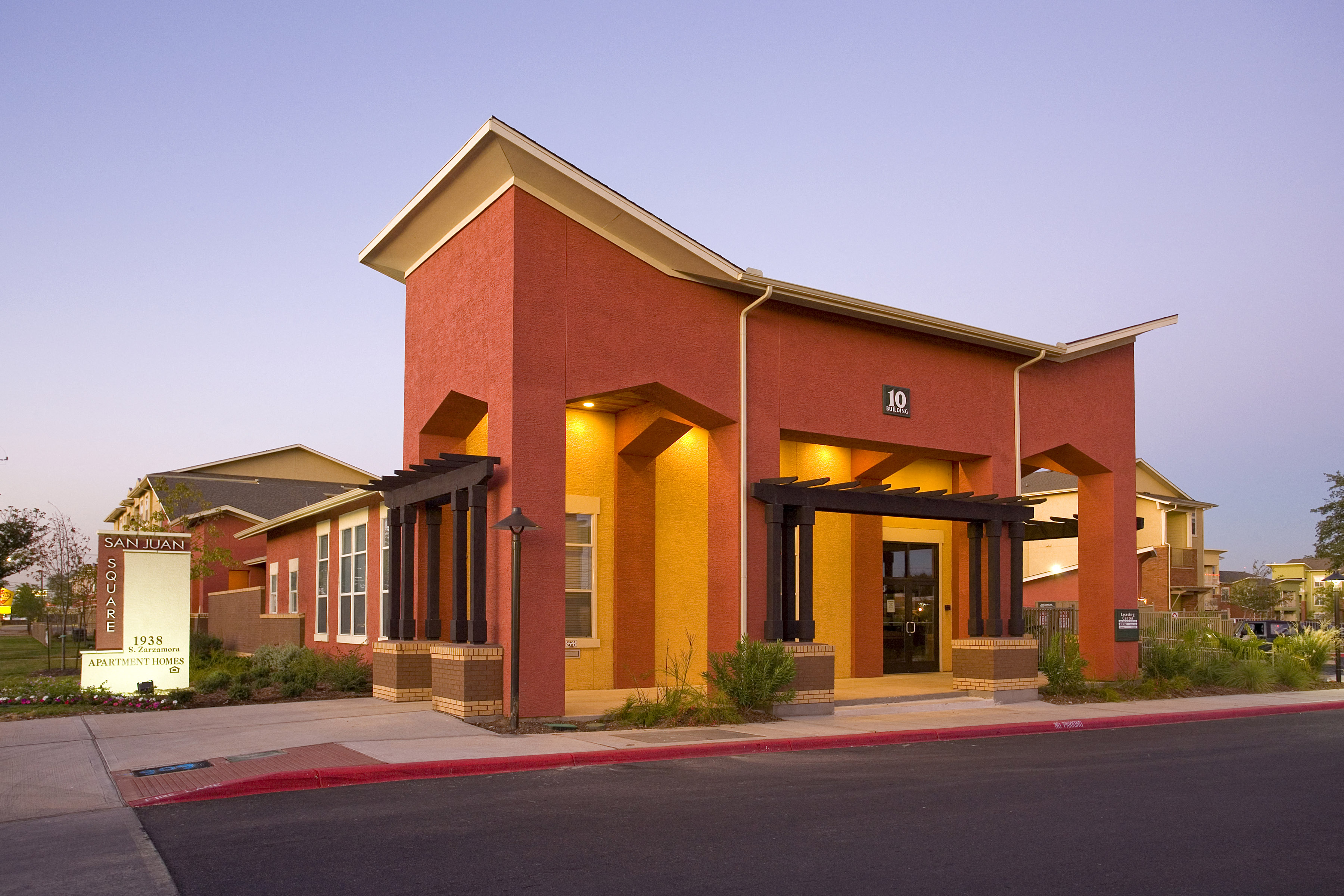 San Juan Square Apartments In San Antonio Tx