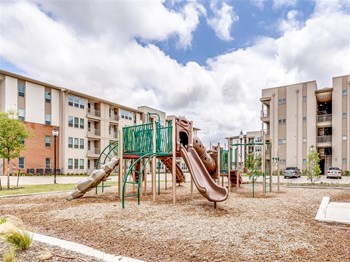 9415 Bruton Road 1-3 Beds Apartment, Affordable for Rent - Photo Gallery 4