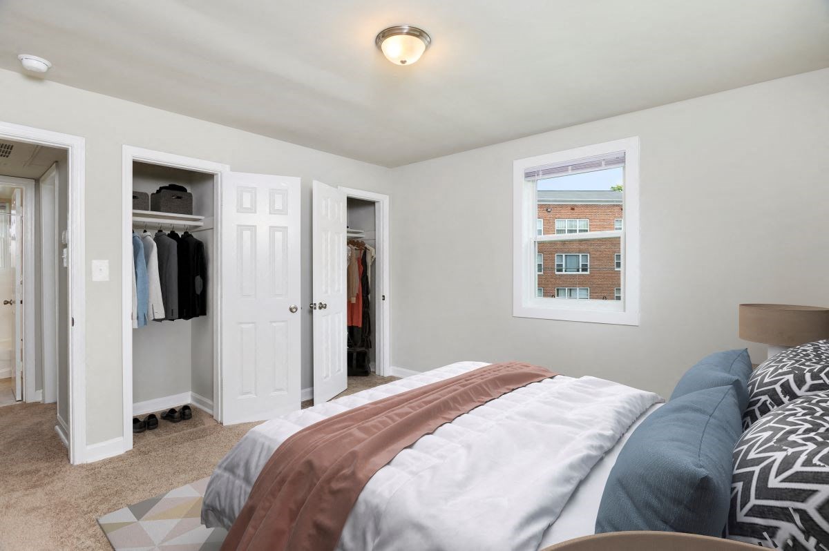 Haven Columbia Pike Apartments, 805 S Florida St