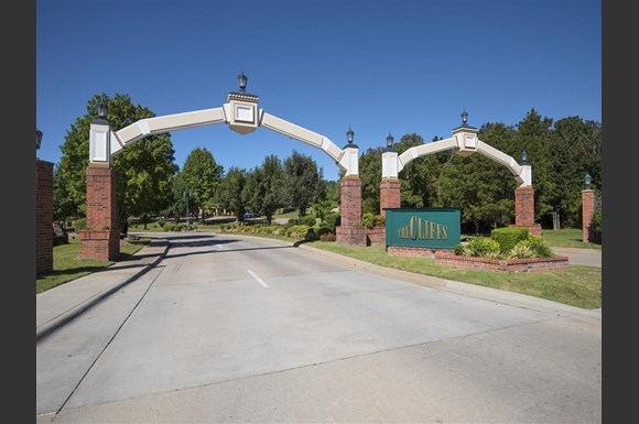 The Cliffs I Apartments 2400 E Cliffs Blvd Fayetteville Ar