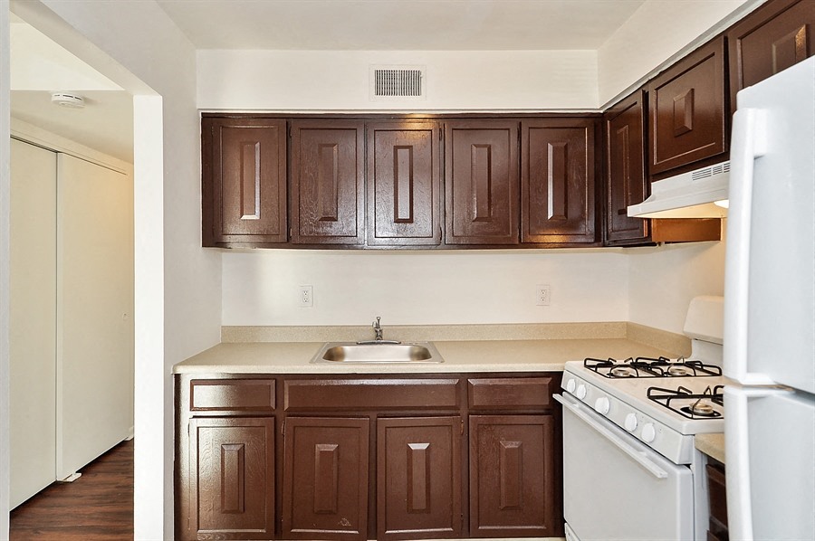 Pangea Cedars Apartments Indianapolis Kitchen