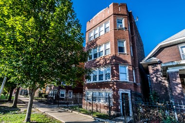 Chicago Lawn Apartments for rent | 6230 S Artesian Ave