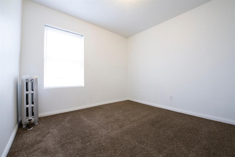 6700 S Indiana Ave Apartments Chicago Bedroom