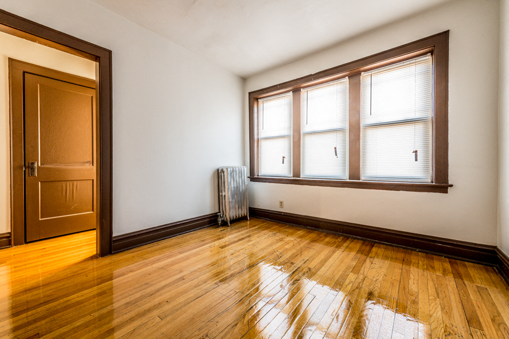 Chicago Lawn apartments for rent in Chicago | 6306 S Fairfield Living Room