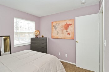 Pangea Groves Apartments for rent in Indianapolis Bedroom - Photo Gallery 21