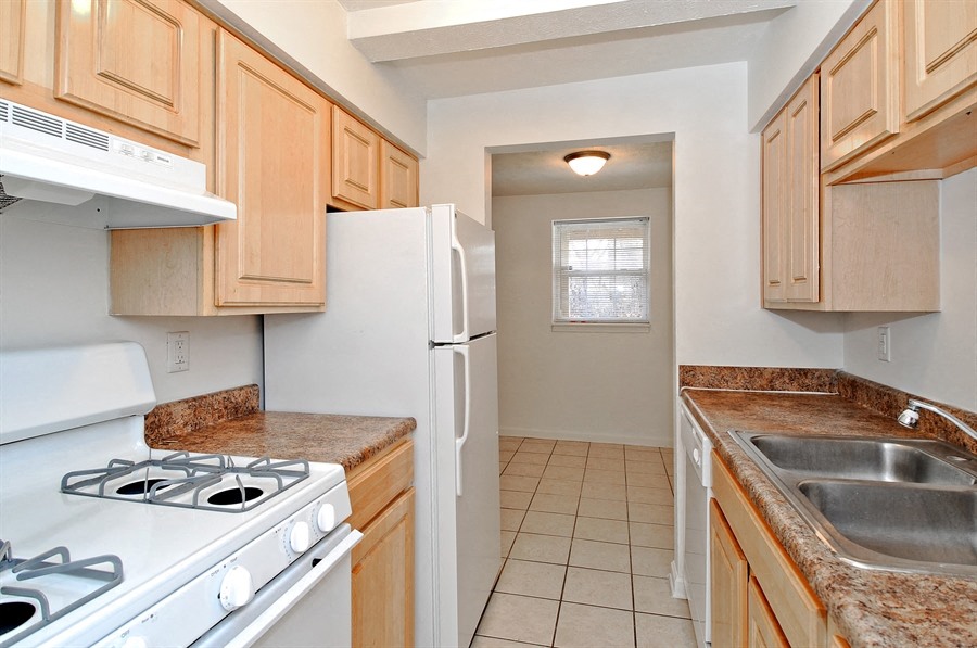Pangea Groves Apartments for rent in Indianapolis Kitchen