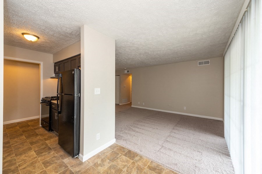 Pangea Groves Apartments Indianapolis Living Room