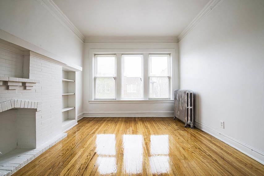 8001 S May St Apartments Chicago Living Room