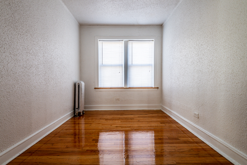 7800 S Essex Ave Apartments Chicago Bedroom