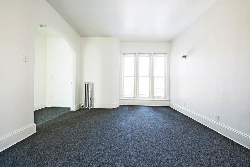 8000 S Drexel Ave Apartments Chicago Living Room