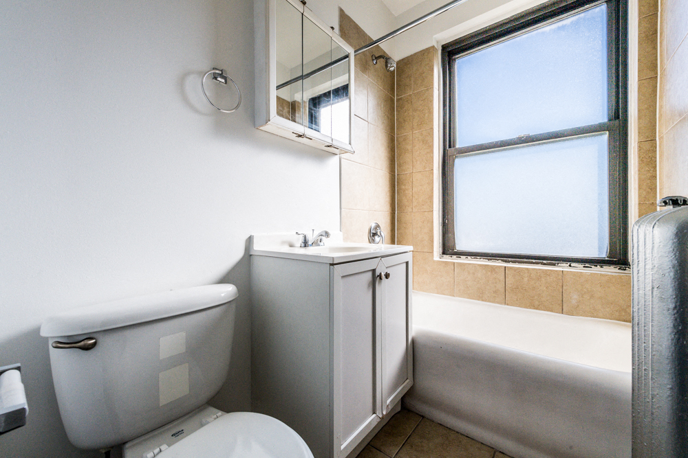 741 53 E 79th St Apartments In Chicago Il Pangea Real Estate