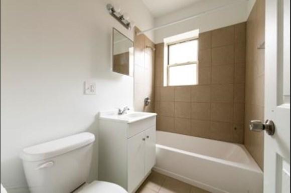 3600 W Franklin Blvd Apartments In Chicago Il Pangea