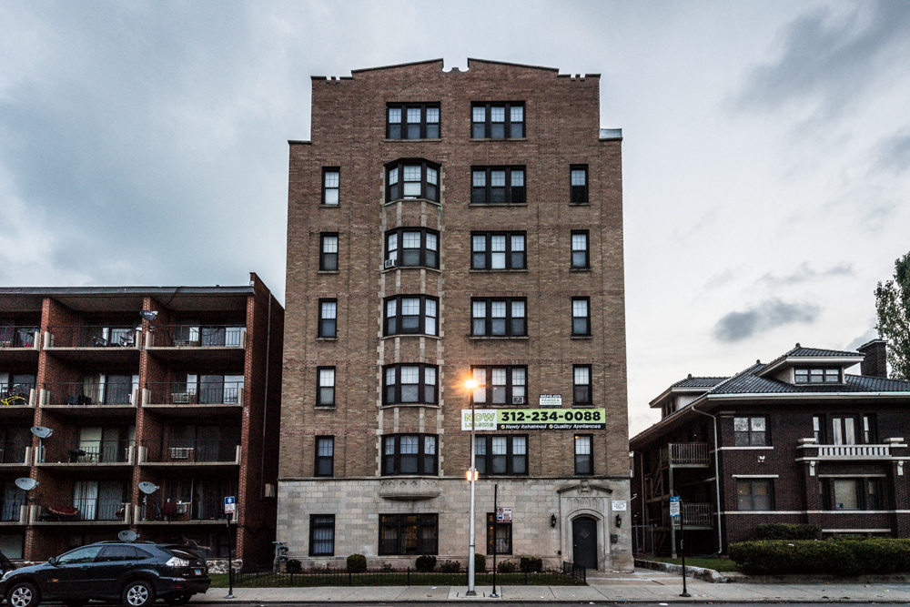 South Shore Apartments for rent in Chicago | 6751 S Jeffery Ave