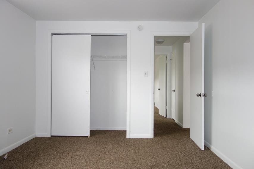 14020 S School St Apartments Chicago Bedroom