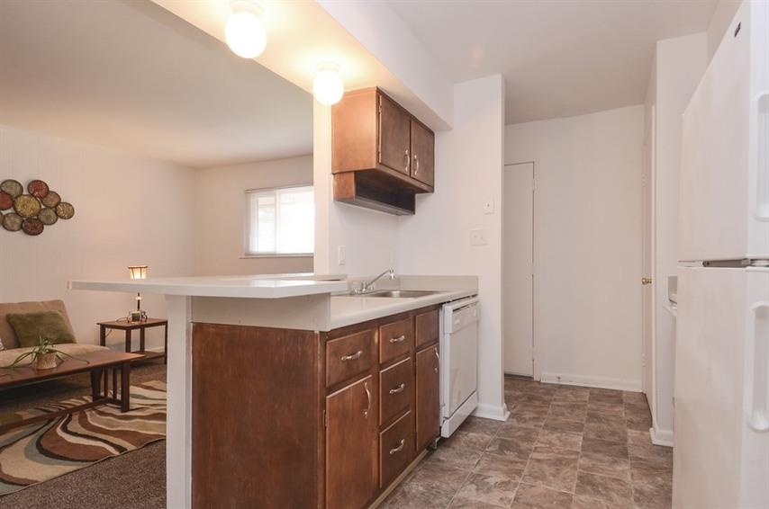 Pangea Meadows Apartments Indianapolis Kitchen