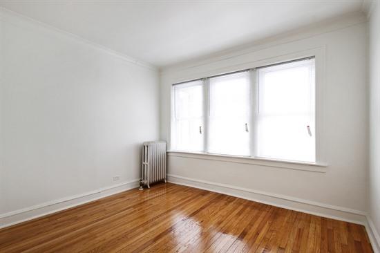 7825 S Emerald Ave Apartments Chicago Bedroom