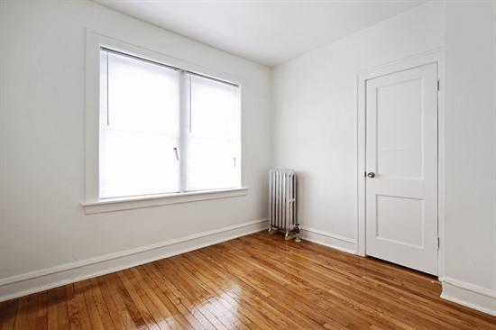 7825 S Emerald Ave Apartments Chicago Bedroom