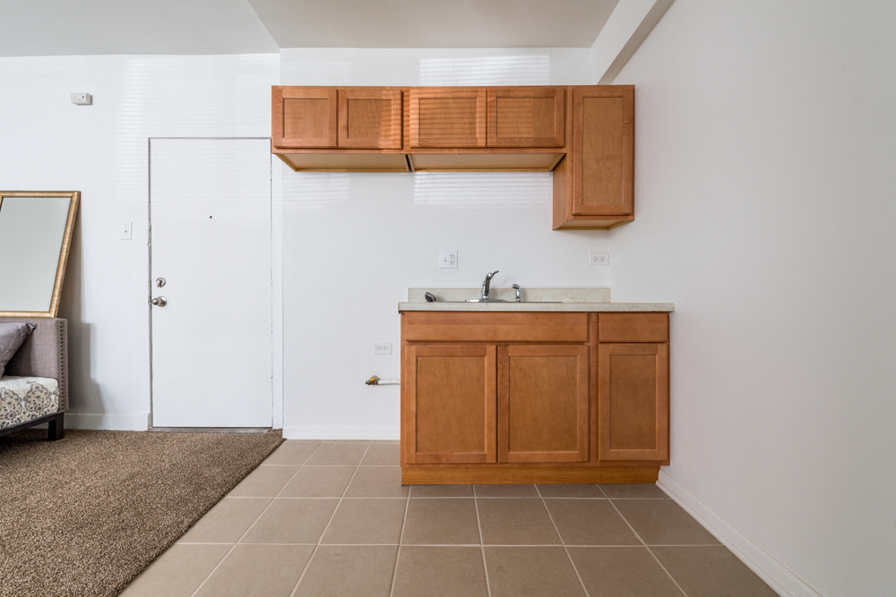 5501 W Washington Blvd Apartments Chicago Studio Kitchen