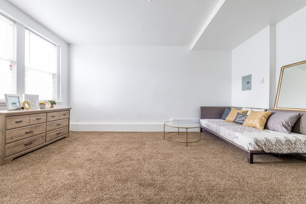 Washington Plaza Apartments in Austin | 5501 W Washington | Living Room