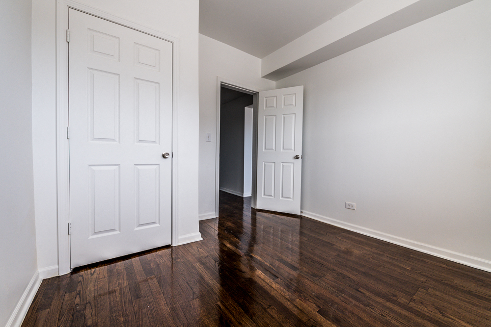 7800 S Ashland Ave Apartments Chicago Bedroom