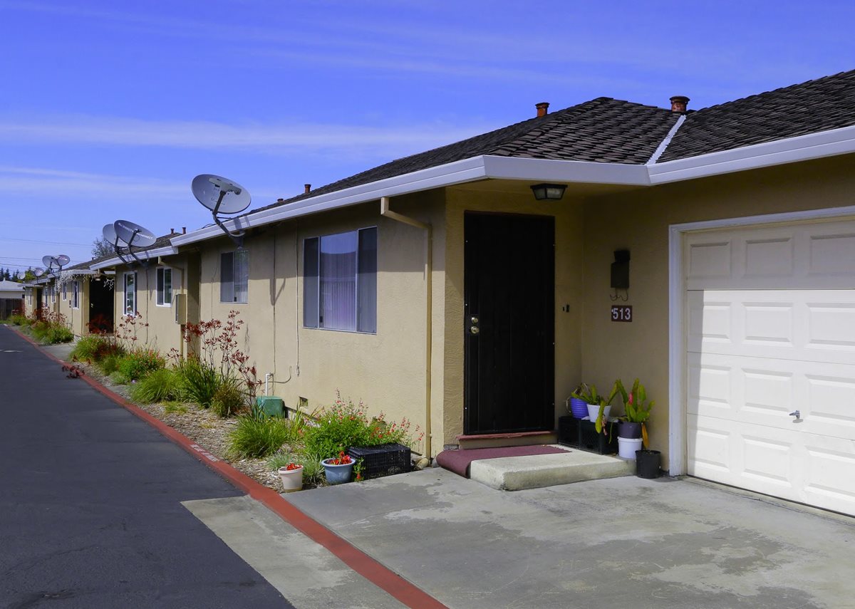 Bartlett Apartments