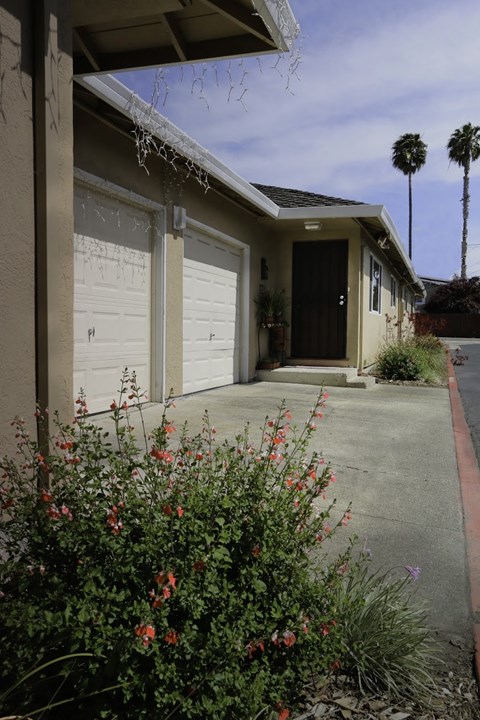 Unit Garage View