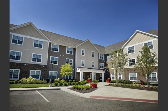 Maple Brook at Golden Pond Apartments, 5231 & 5221 Sunnybrook Road