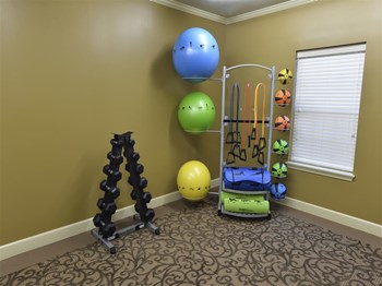 5231 & 5221 Sunnybrook Road 1-2 Beds Apartment, Affordable for Rent - Photo Gallery 4