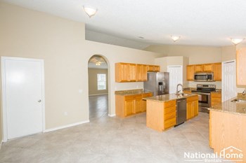 13190 Drysdale St 3 Beds House for Rent - Photo Gallery 6