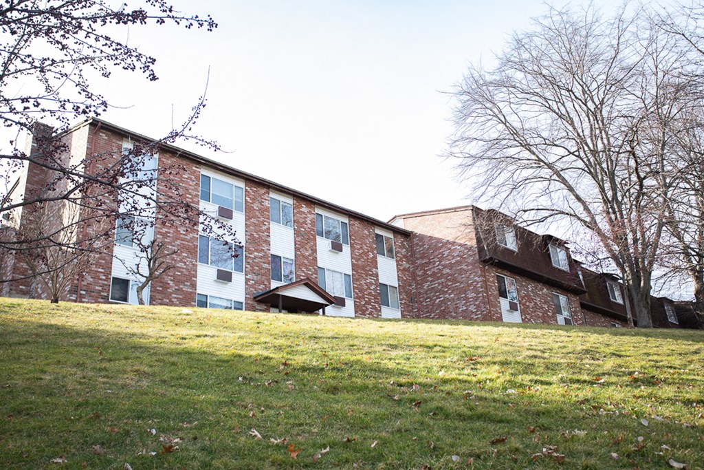 Crestwood Park II Apartments