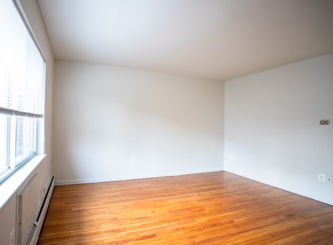 Crestwood Park II Apartments