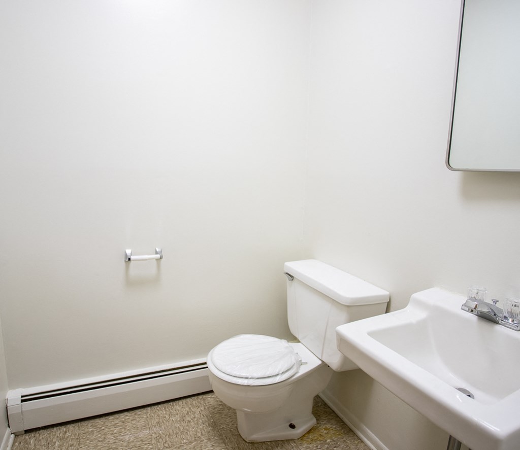 Crestwood Park II Apartments