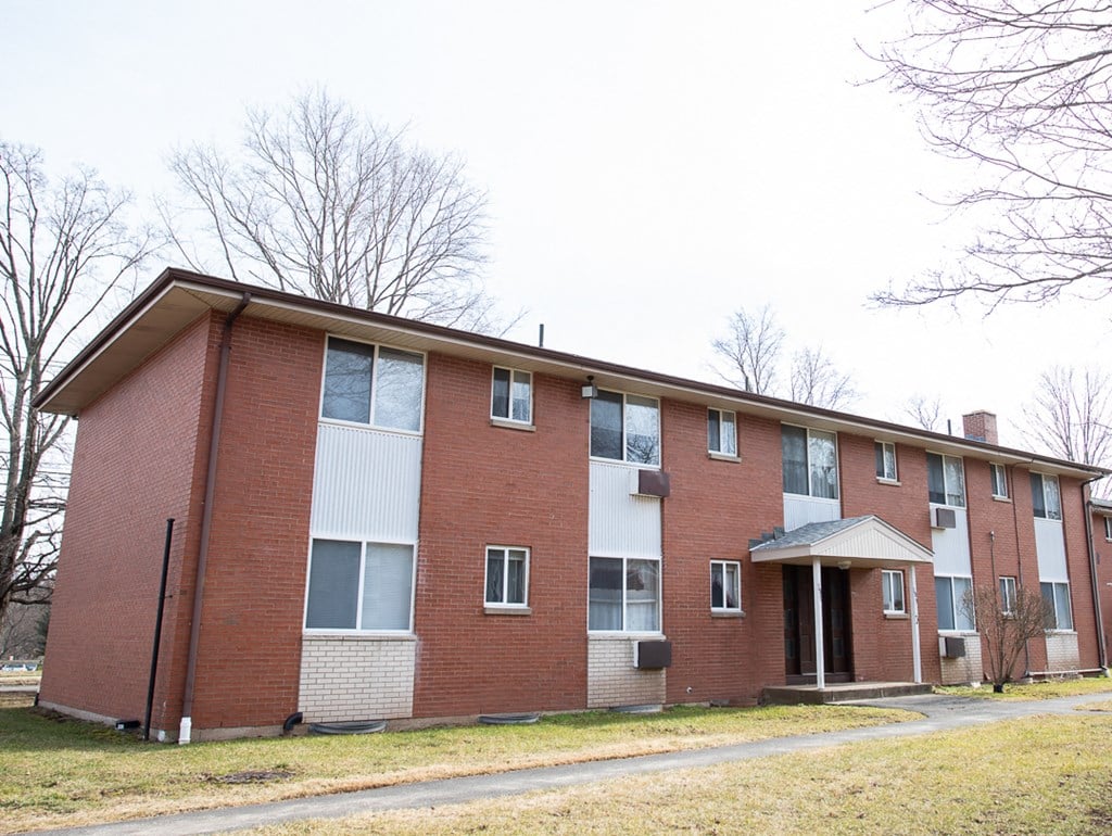 Crestwood Park I Apartments