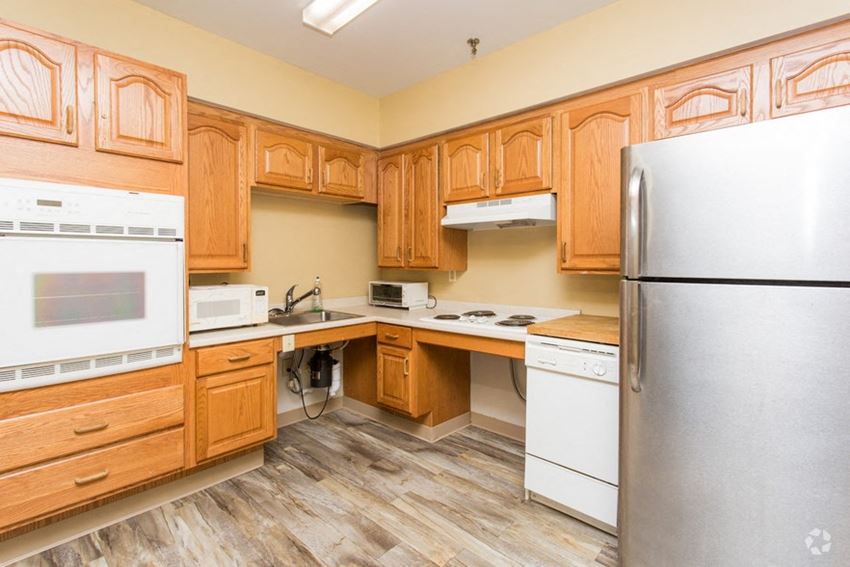 Pleasant Plaza Apartments, 36 Dartmouth Street, Malden, MA RentCafe