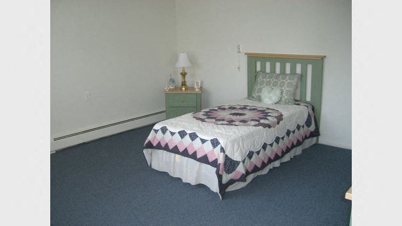 352 Newfield Street Studio-2 Beds Apartment for Rent - Photo Gallery