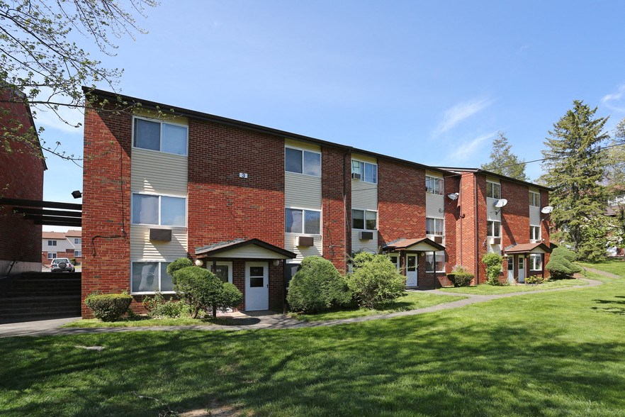 SummerHill Apartments