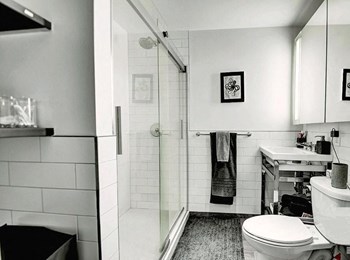 123 Bank Street Studio-2 Beds Apartment for Rent - Photo Gallery 3